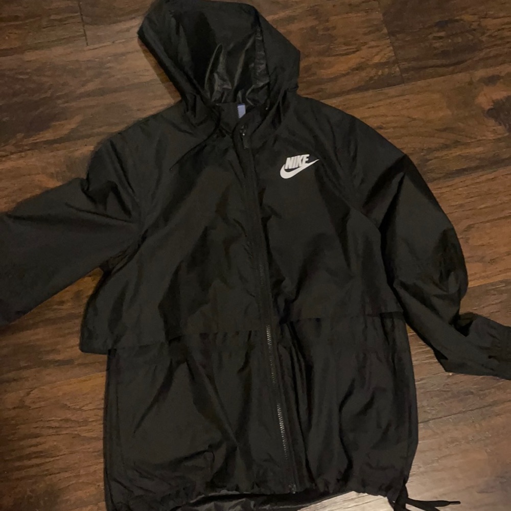 Black Nike Windbreaker